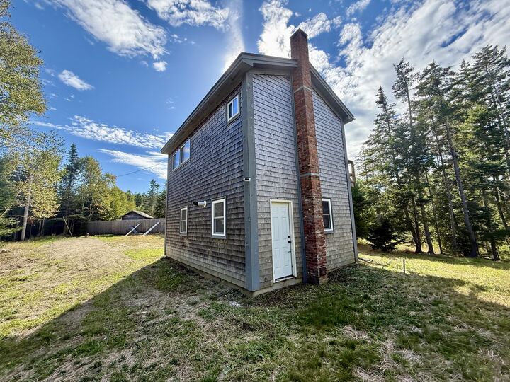 Property Photo:  643 Sunset Rd  ME 04627 