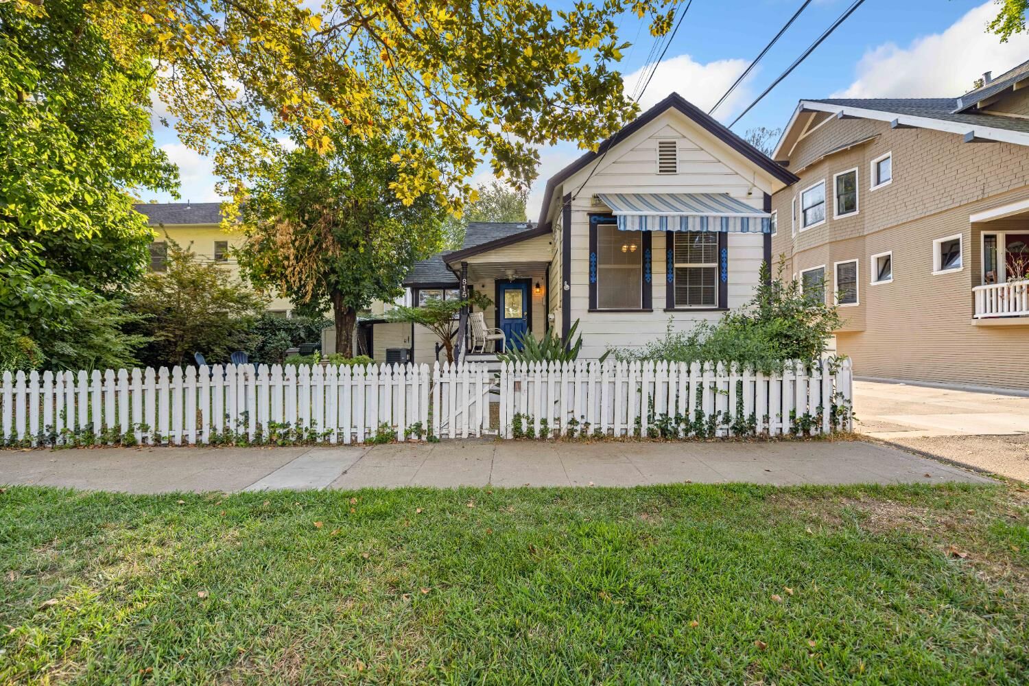 Property Photo: 815 22nd Street CA 95816