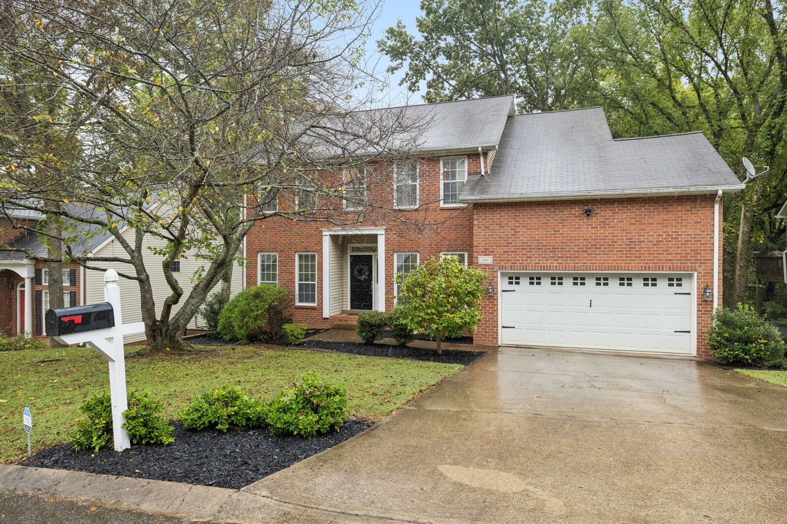 Property Photo: 661 Magnolia Ln TN 37211
