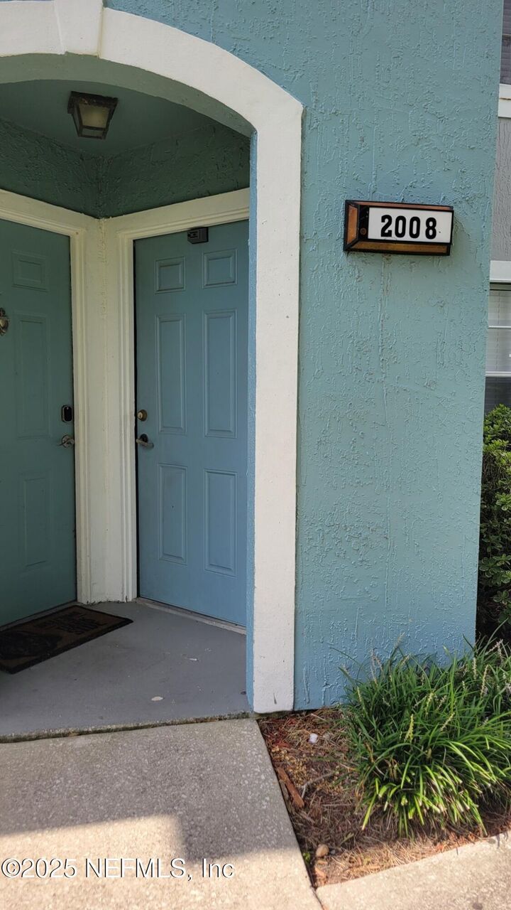 Property Photo:  1717 County Road 220 2008  FL 32003 