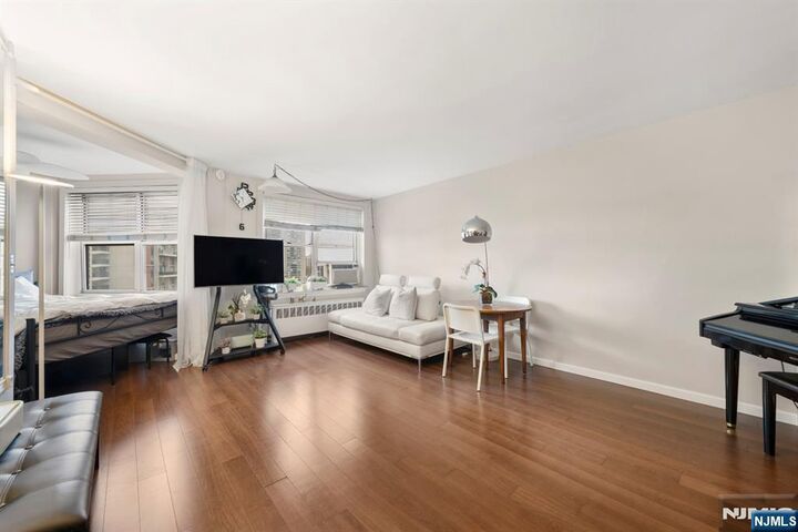 Property Photo:  1450 Palisade Avenue 6F  NJ 07024 