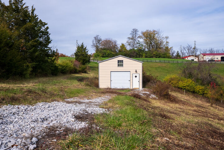 Property Photo:  15711 Pfanstiehl Road  KY 41033 