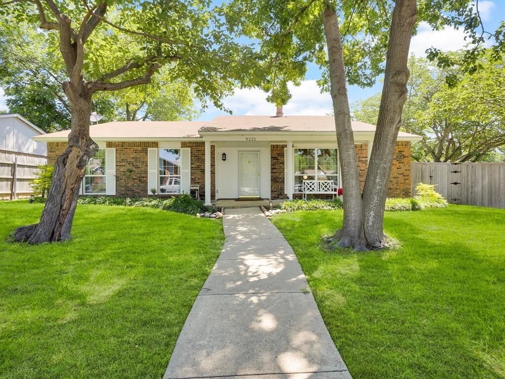 Property Photo:  9221 Linda Vista Drive  TX 75088 