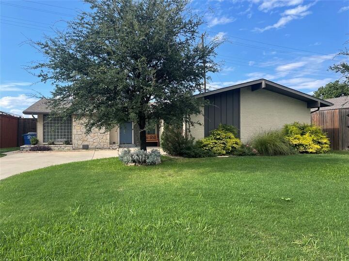 Property Photo:  12175 High Meadow Drive  TX 75234 