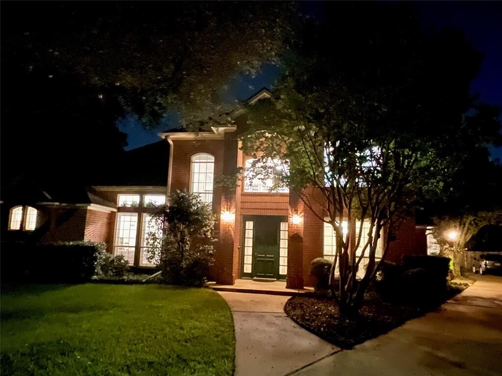 Property Photo:  6907 Marina Shores Court  TX 76016 