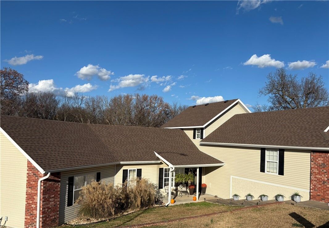 Property Photo: 730 N Walnut Court AR 72761