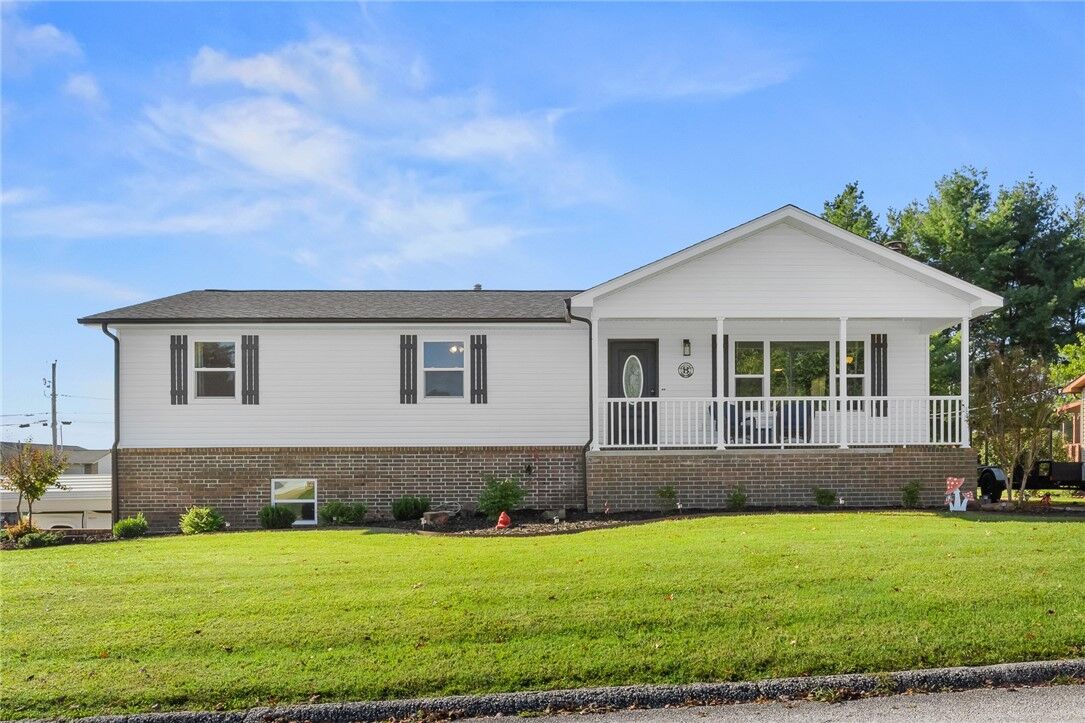 Property Photo: 900 Oriole AR 72601