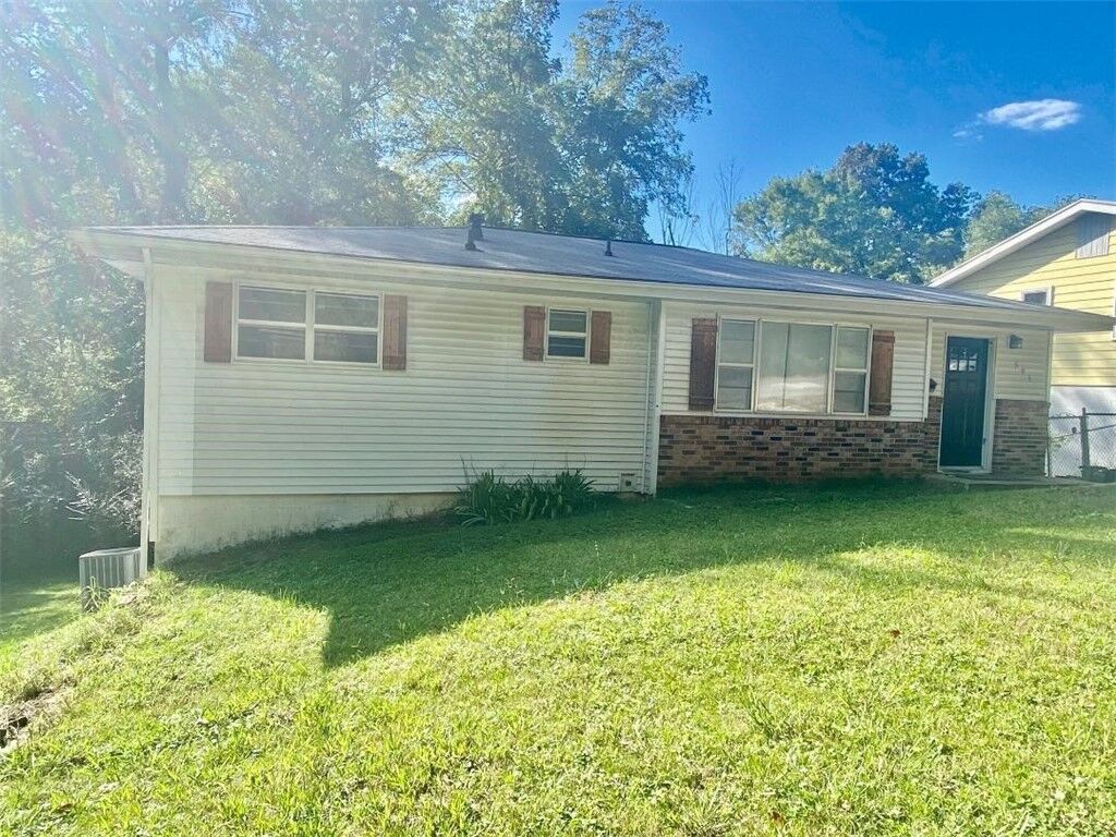 Property Photo: 606 Spruce Street AR 72601