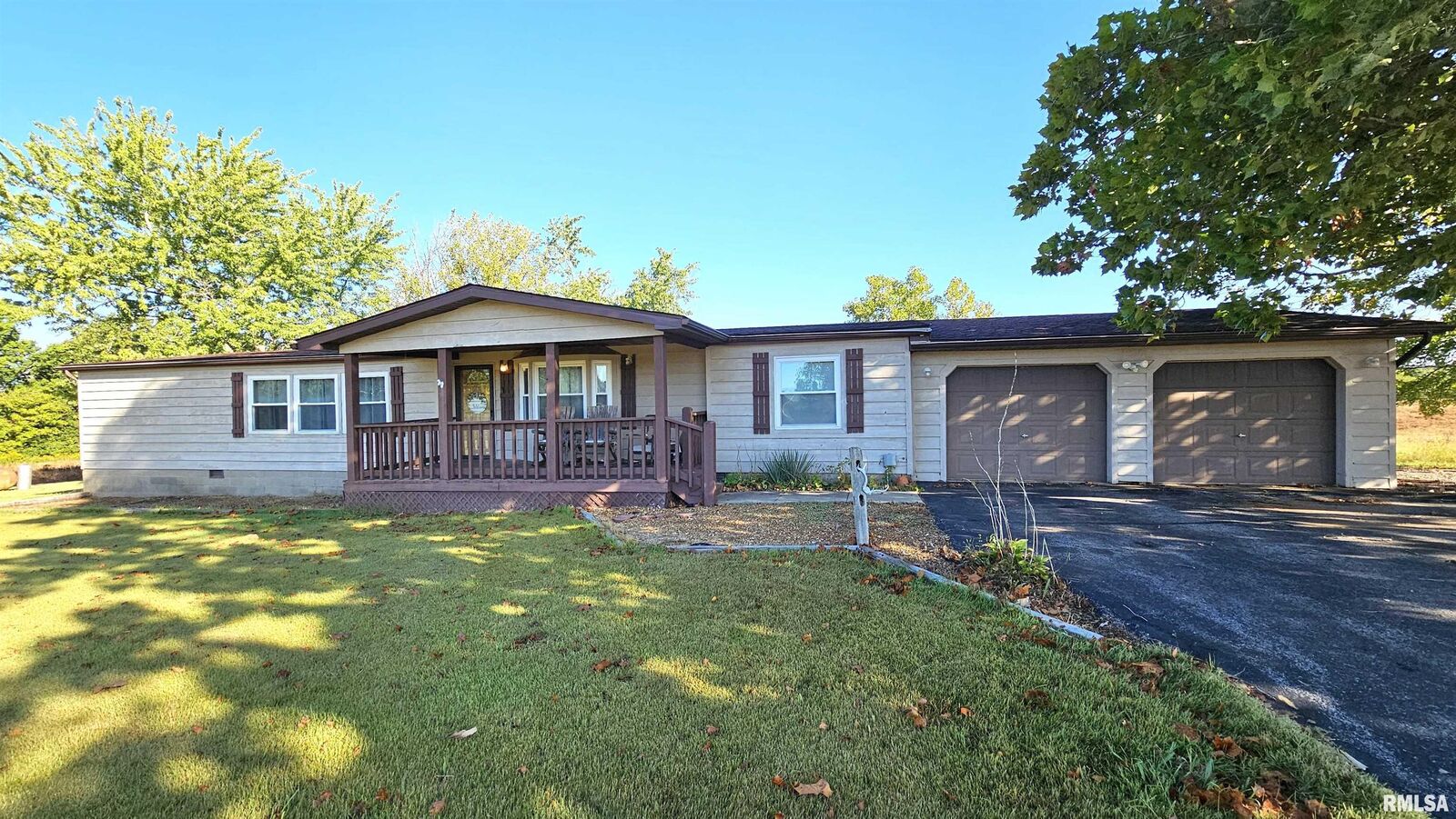 Property Photo:  14228 Lake Of Egypt Road  IL 62959 