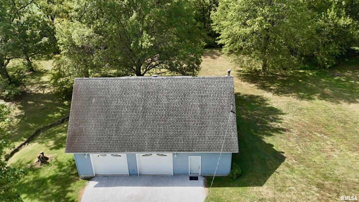 602 S 4th Street  Dahlgren IL 62828 photo
