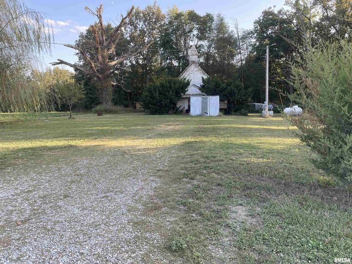 Property Photo:  12324 950 N County Road  IL 62859 