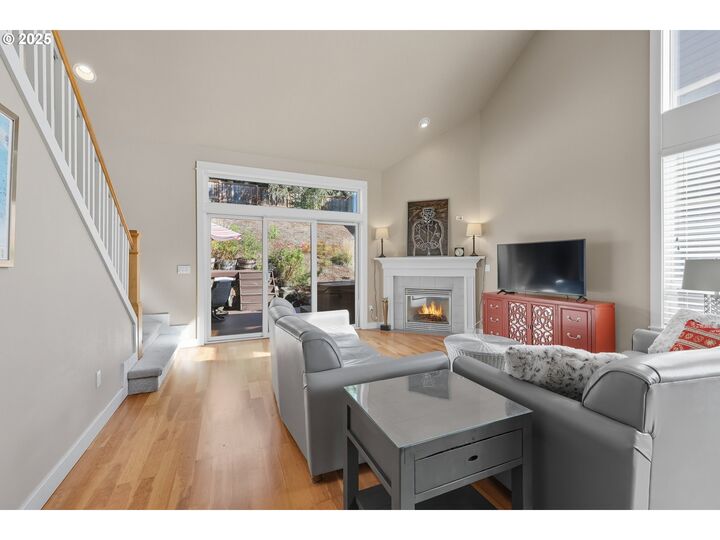 Property Photo: 867 W Lookout Ridge Dr WA 98671