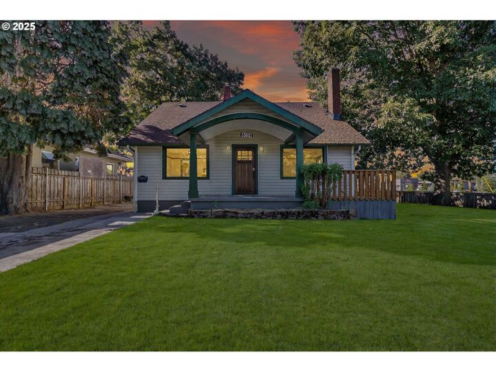 10801 SE Myrtle St  Milwaukie OR 97222 photo