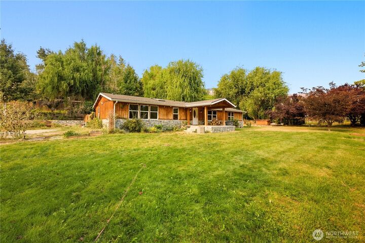 Property Photo:  2810  Manson Boulevard  WA 98831 