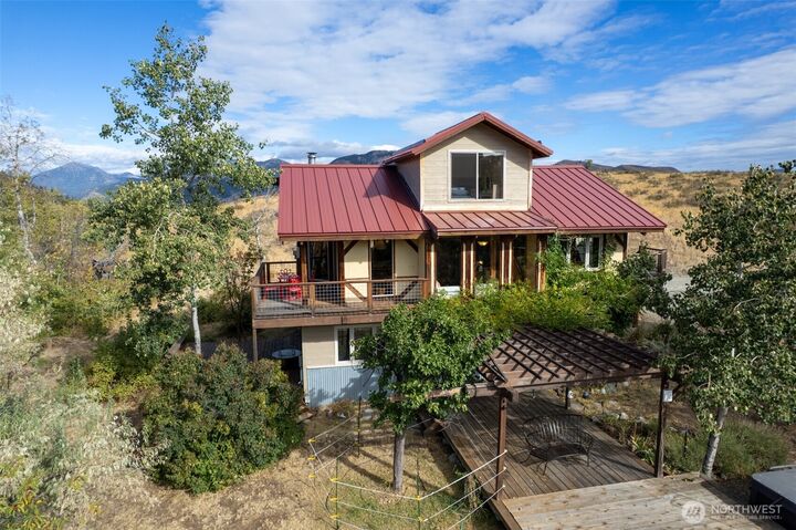 57  Lealand Lane  Winthrop WA 98862 photo