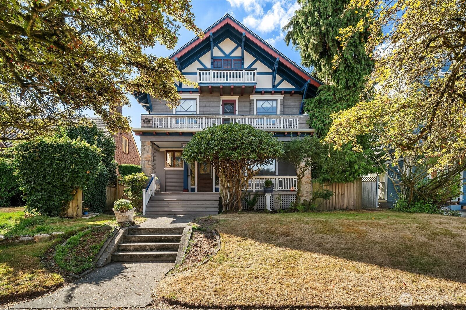 Property Photo:  410 N Tacoma Avenue  WA 98403 