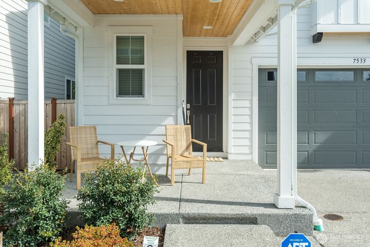 Property Photo: 7533 87th Drive NE WA 98270