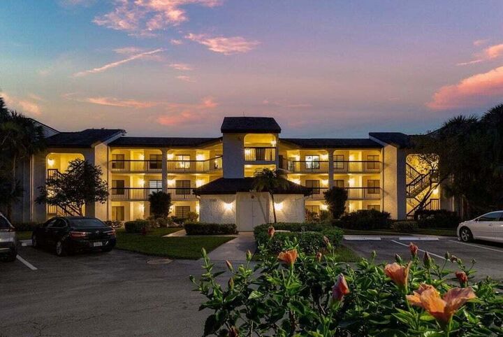 Property Photo:  5380 Cedar Lake Drive 302  FL 33437 