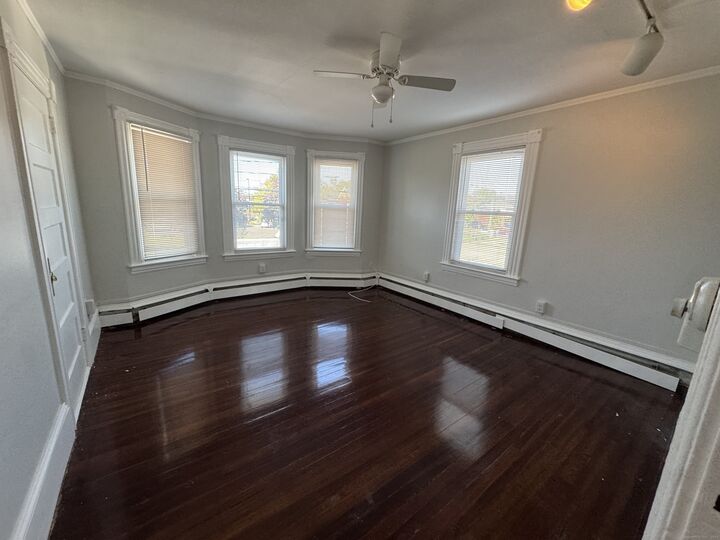 Property Photo:  645 Burnside Avenue 2C  CT 06108 