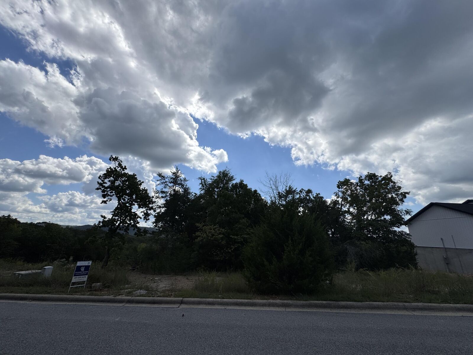 Property Photo: 951 Crescent Drive MO 65672