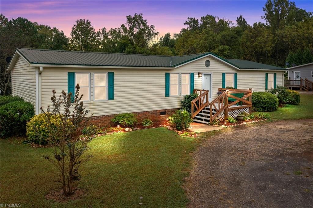 Property Photo:  1015 Houston Lane  NC 27013 
