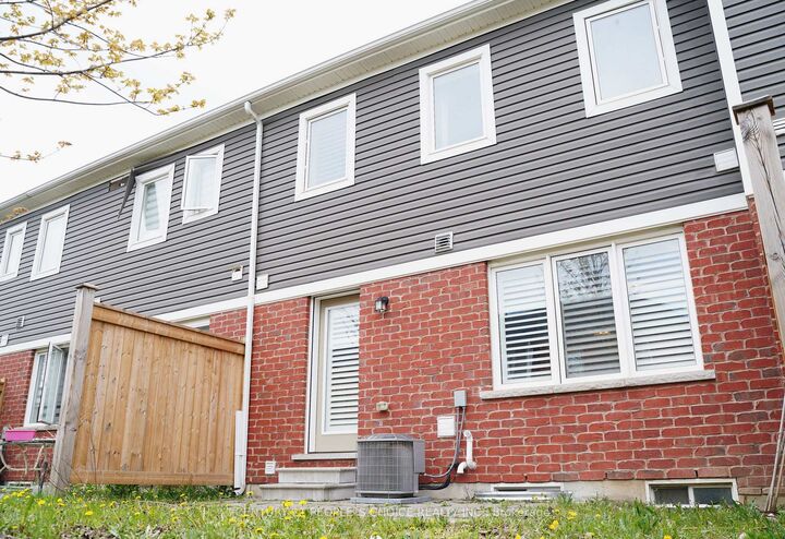 Property Photo:  264 Waterbrook Lane  ON N2P 0H7 