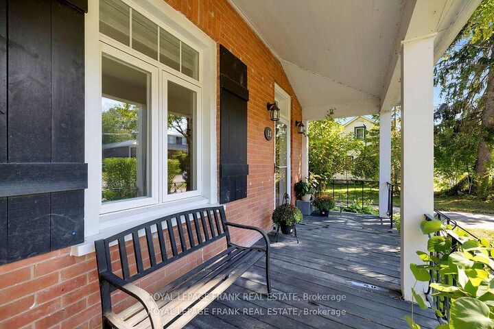 Property Photo:  18 Nassau Street  ON K0L 2H0 