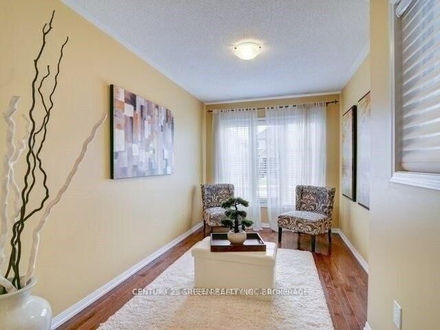 Property Photo:  73 Ruhl Drive  ON L9T 8S4 