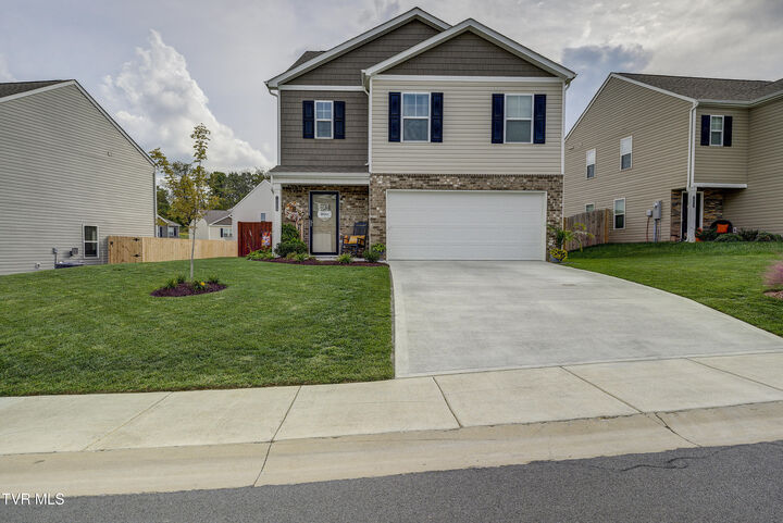 1209 Cherry Grove  Greeneville TN 37745 photo