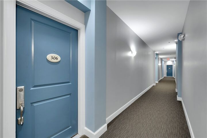 Property Photo: 155 E Broad Street #306 SC 29306