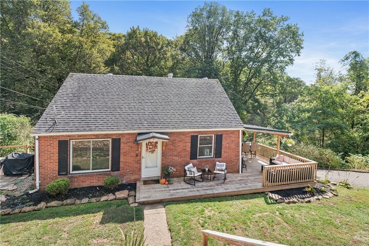 Property Photo: 115 Woodcock Drive PA 15001