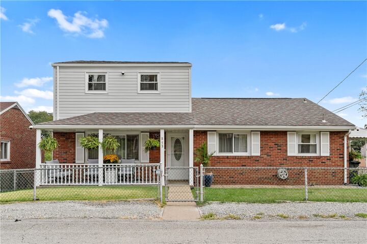 Property Photo: 853 Florence Ave PA 15035