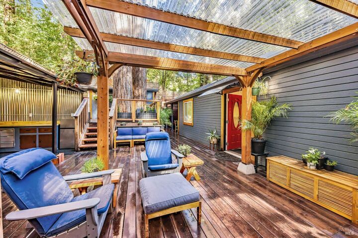 Property Photo:  123 Redwood Avenue  CA 95419 