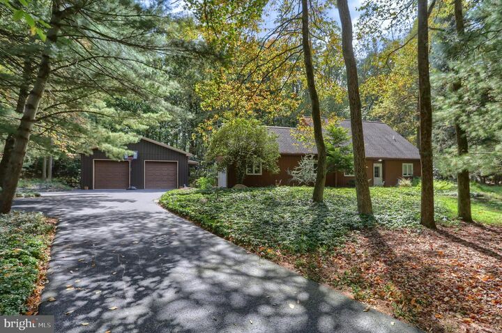 Property Photo:  903 Tulip Tree Drive  PA 17042 