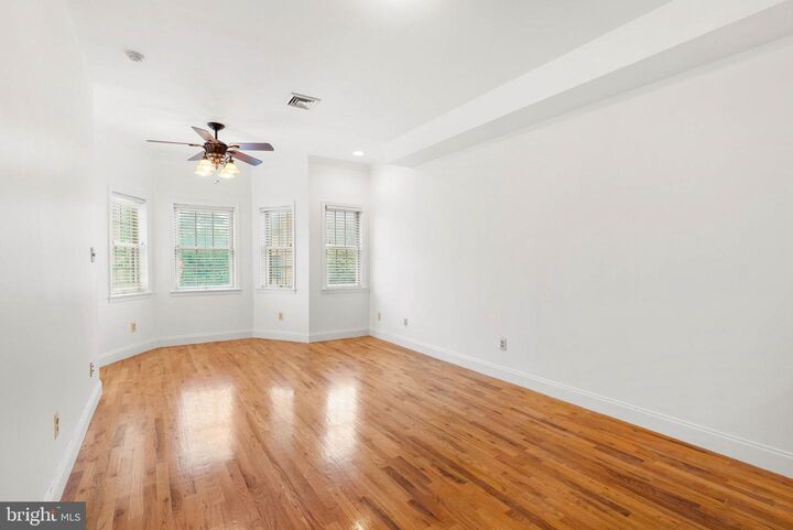 Property Photo:  814 South Street 2  PA 19147 