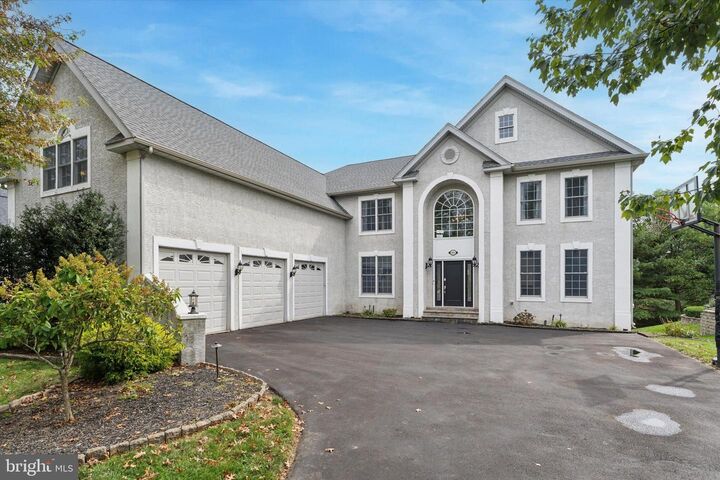 Property Photo: 206 Rivercrest Drive PA 19460