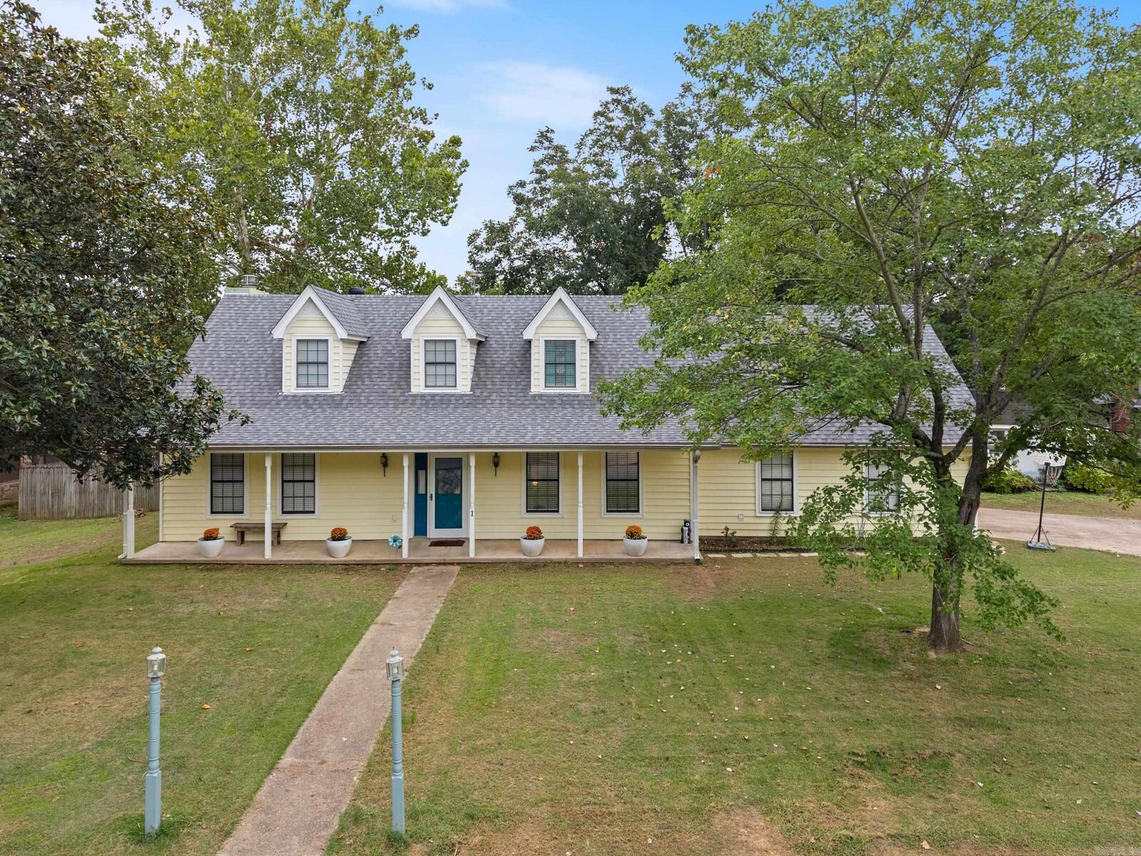 Property Photo:  1 Manchester Drive  AR 72034 