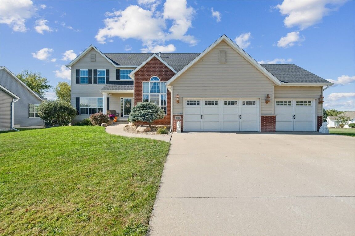 Property Photo:  2140 Newcastle Road  IA 52302 