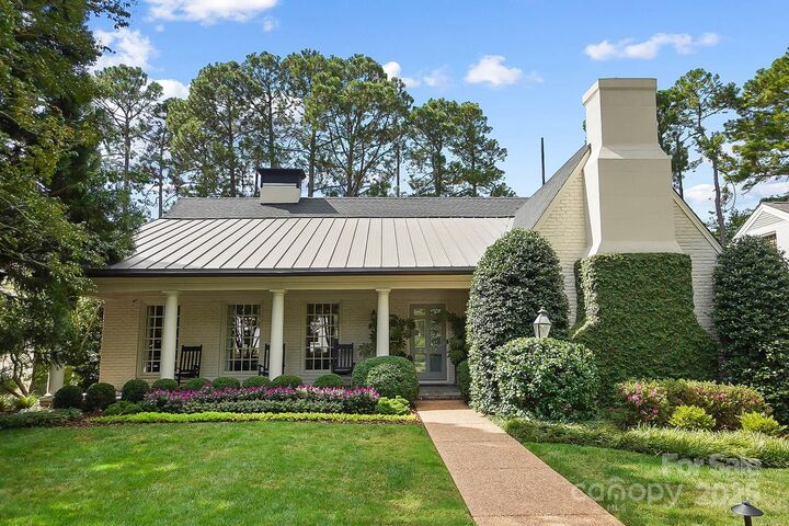 2624 Chilton Place  Charlotte NC 28207 photo