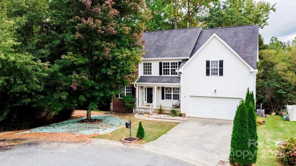 Property Photo:  5306 Grandover Drive  NC 28054 