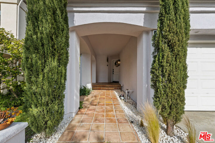 Property Photo: 4370 Park Monte Nord CA 91302