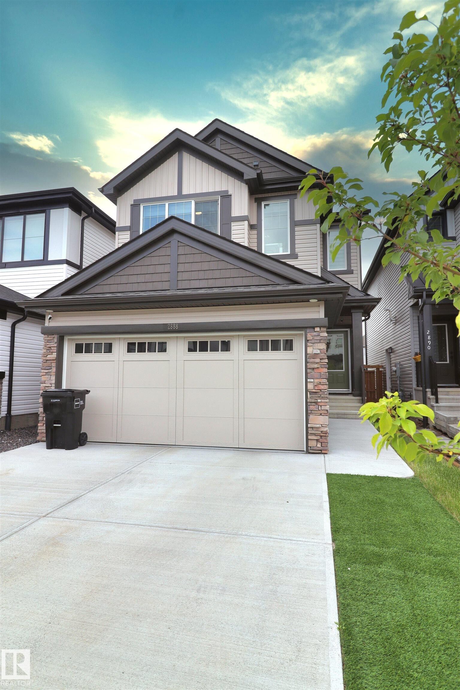 Property Photo:  2888 Coughlan Green SW  AB T6W 4B2 