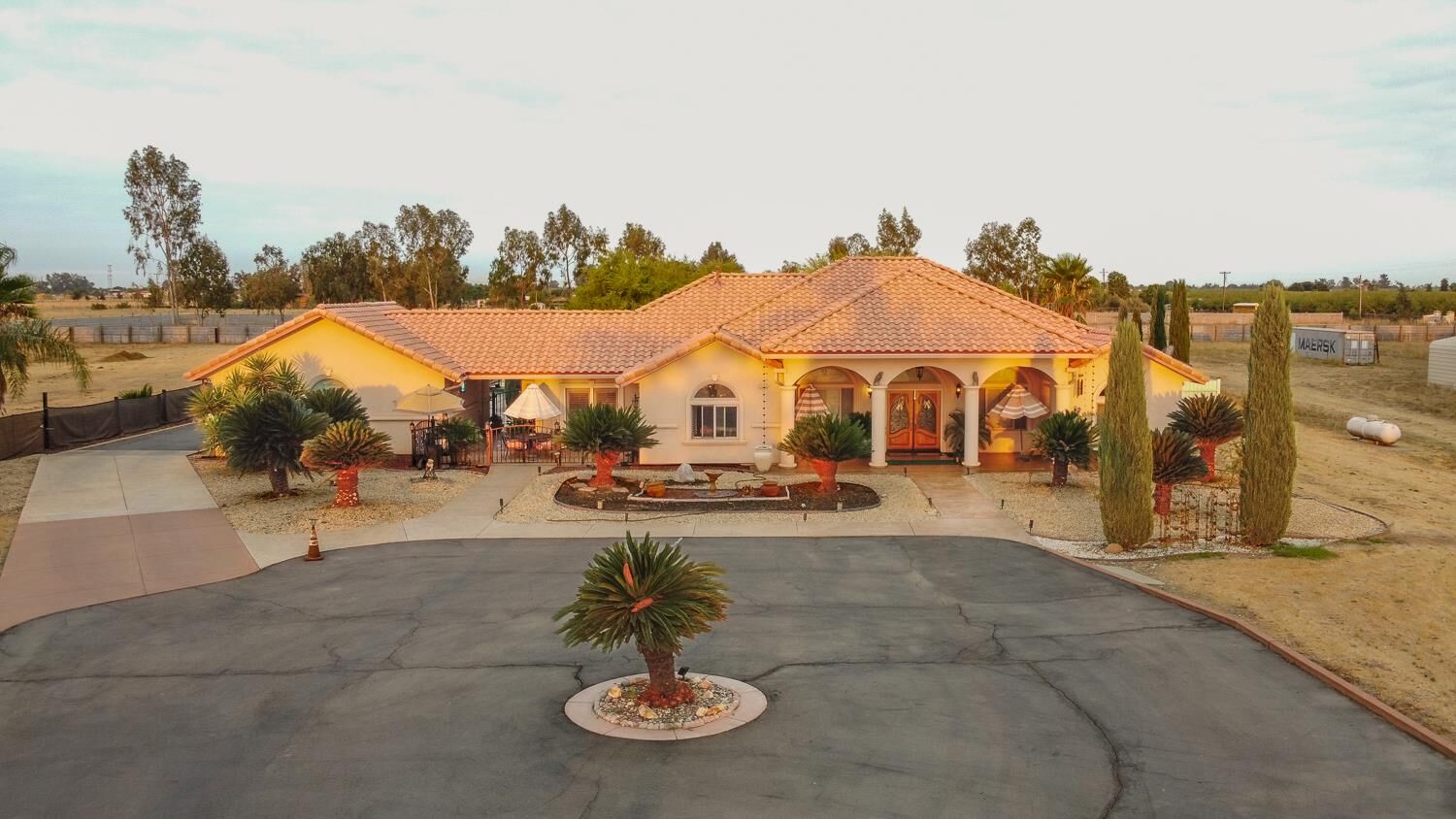 Property Photo: 23452 Road 20 CA 93610