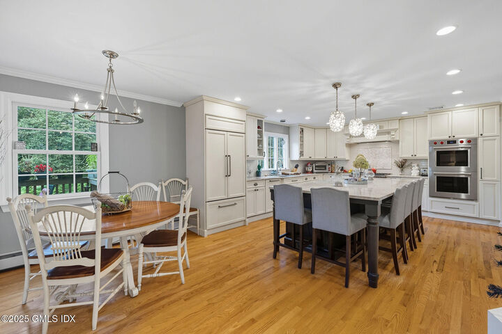 Property Photo: 25 Buxton Lane CT 06878