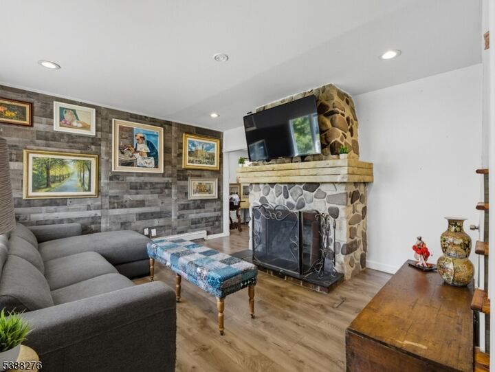 Property Photo:  38 Evergreen Ave  NJ 08863 