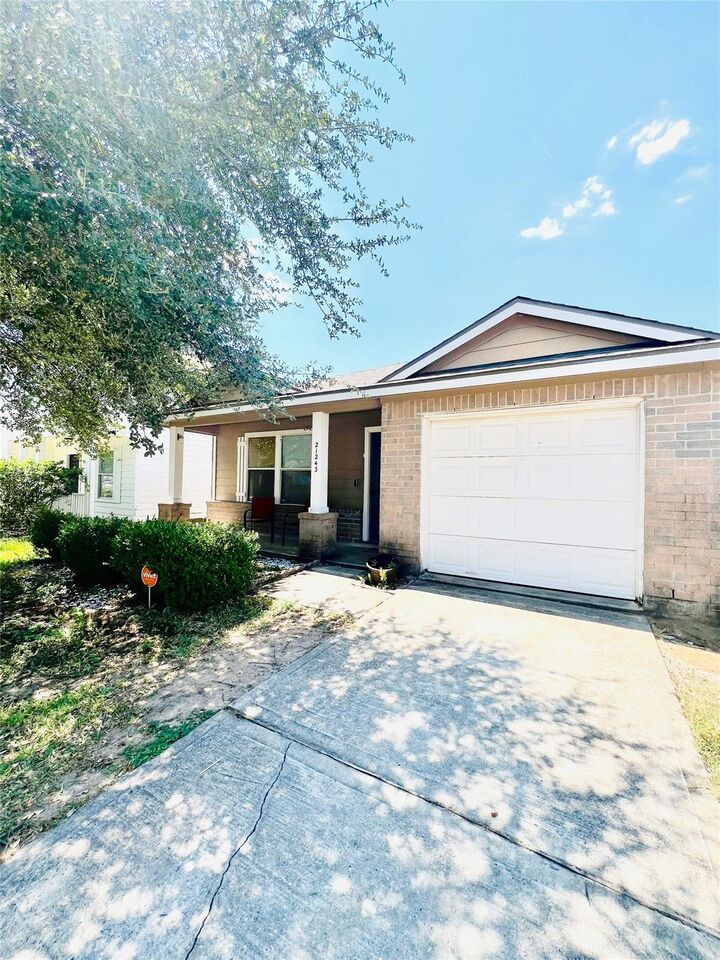 Property Photo:  21243 Grand Linden Court  TX 77338