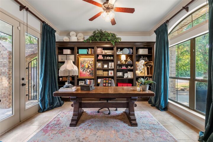 Property Photo:  2 Knights Crossing Drive  TX 77382 