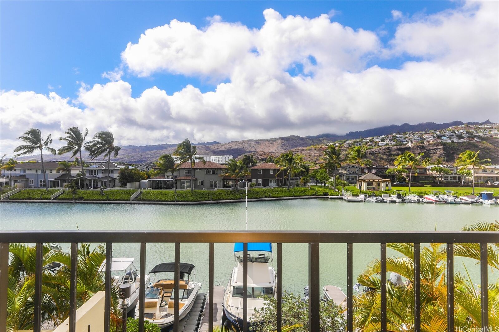 Property Photo: 500 Lunalilo Home Road 12H HI 96825