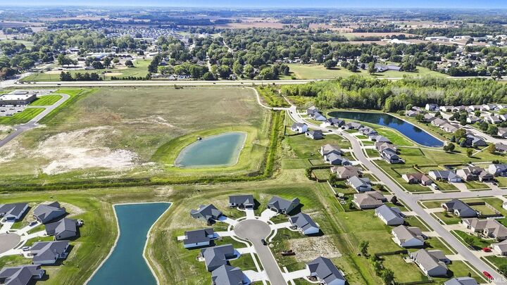Property Photo:  1472 Marsh Deer Run  IN 46748 