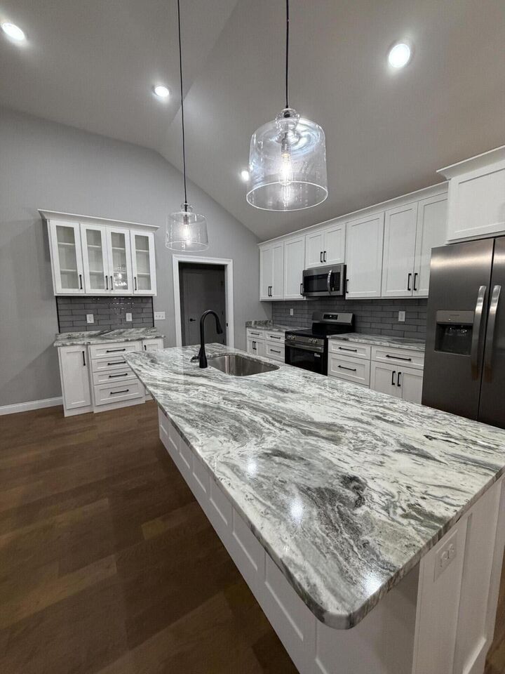 Property Photo: 101 Lone Oak Court KY 42503